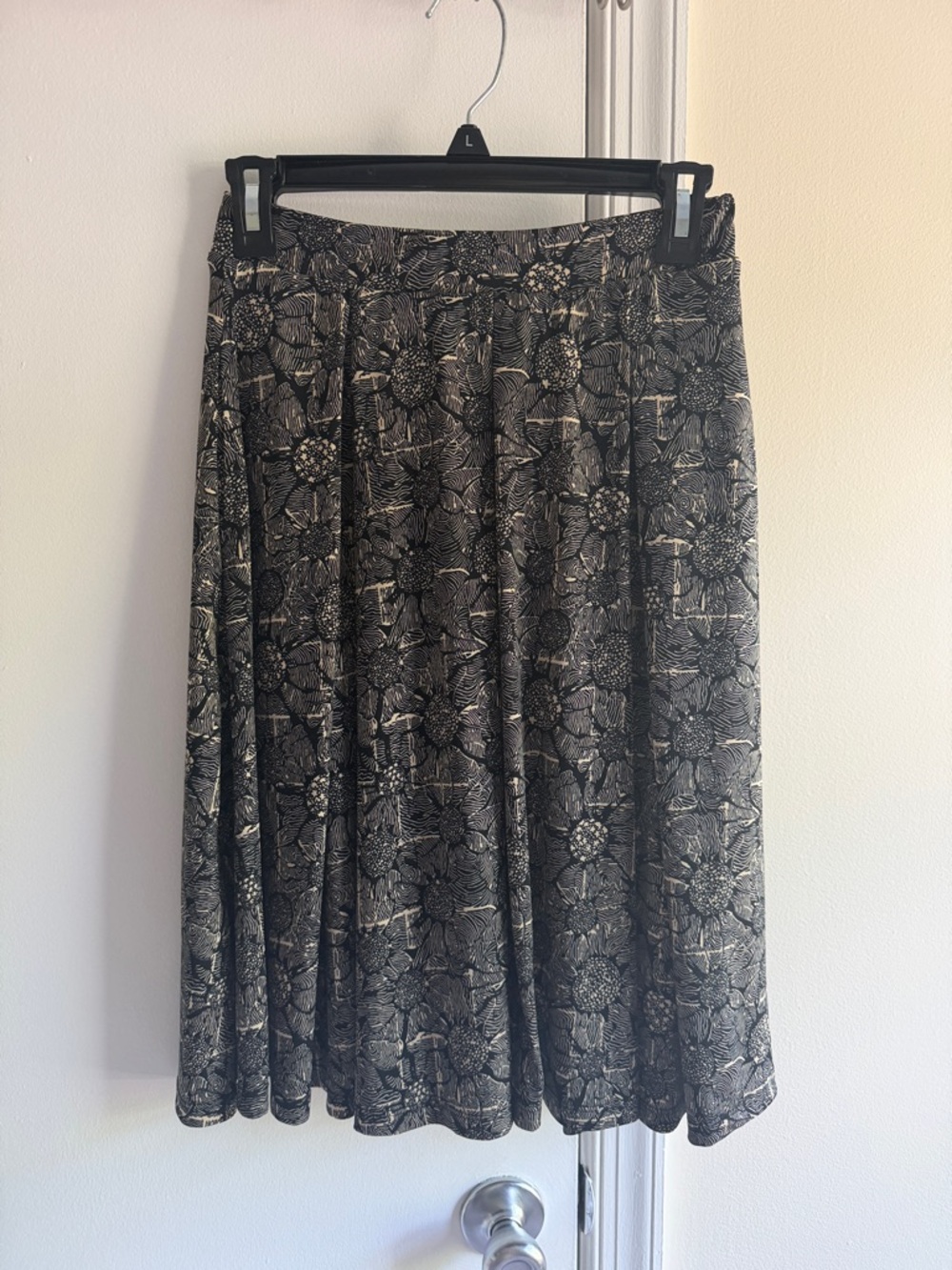 LuLaRoe Black Floral Circle Skirt with Cream Accents